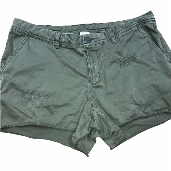 Time & Tru size 14 olive/army green cotton shorts - Picture 2 of 6